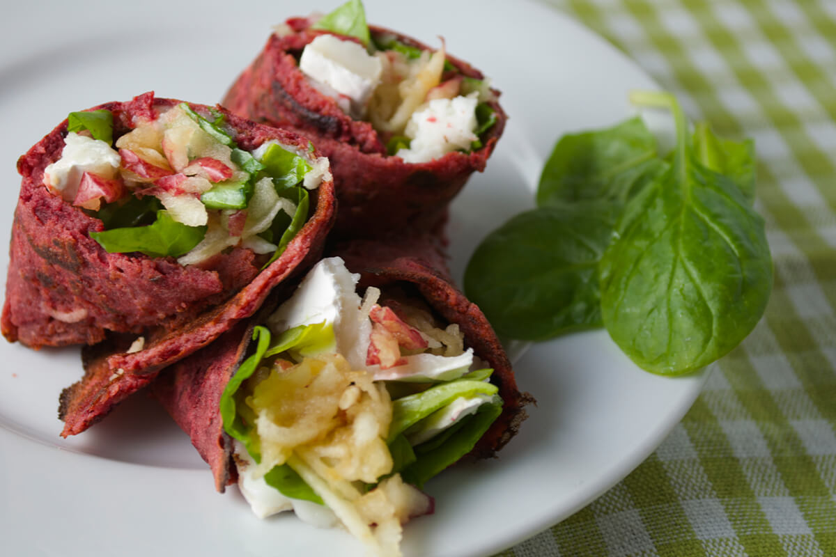Beetroot wrap with goats cheese, apple and spinach