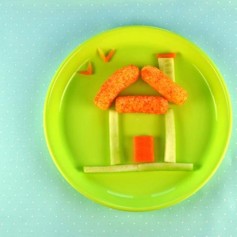 Cosy House Fun Plate